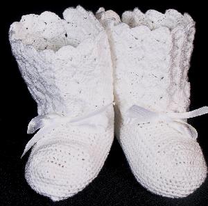 WHITE COTTON HIGH TOP BOOTIE.   